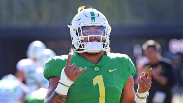 Oregon LB Noah Sewell